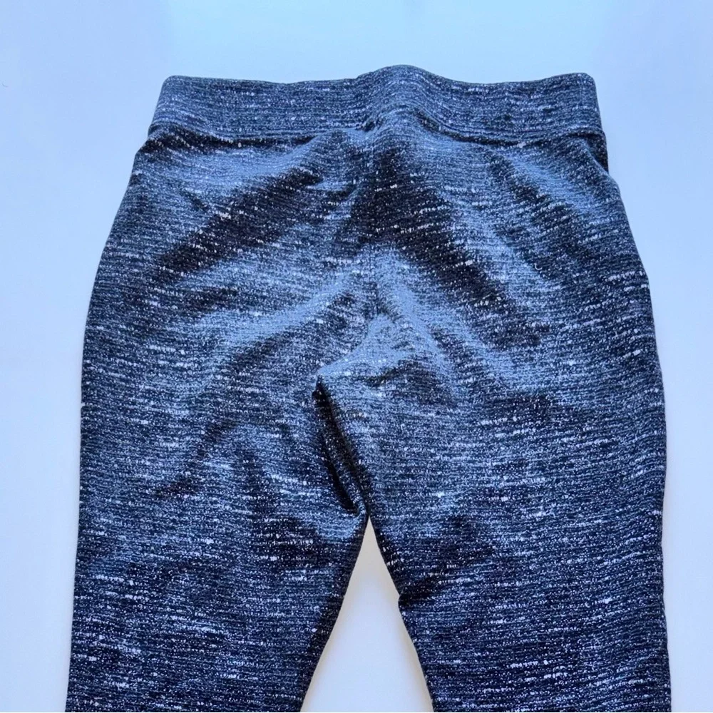 Old Navy navy owned good